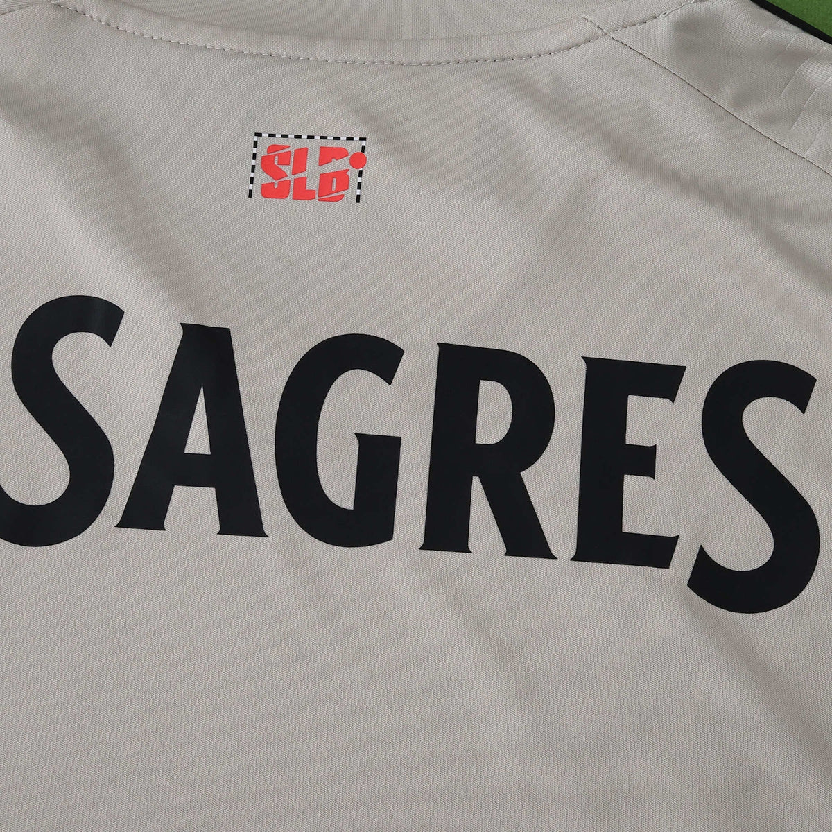 Benfica - Away 25/26 Men's Jersey