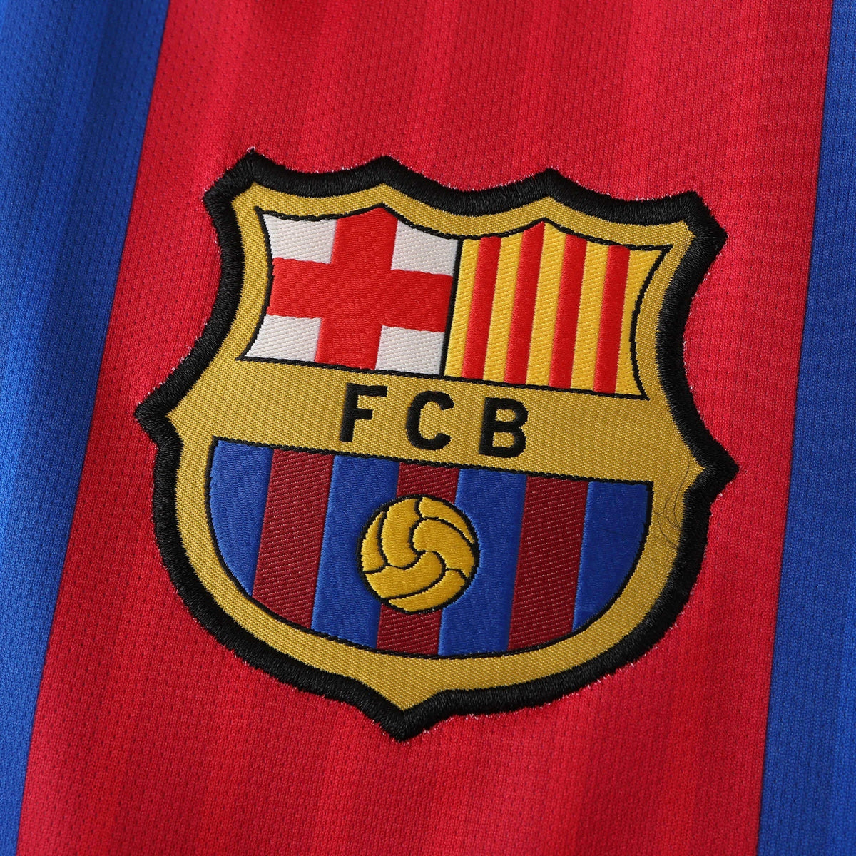 Barcelona - Retro Home 2016/17 Jersey