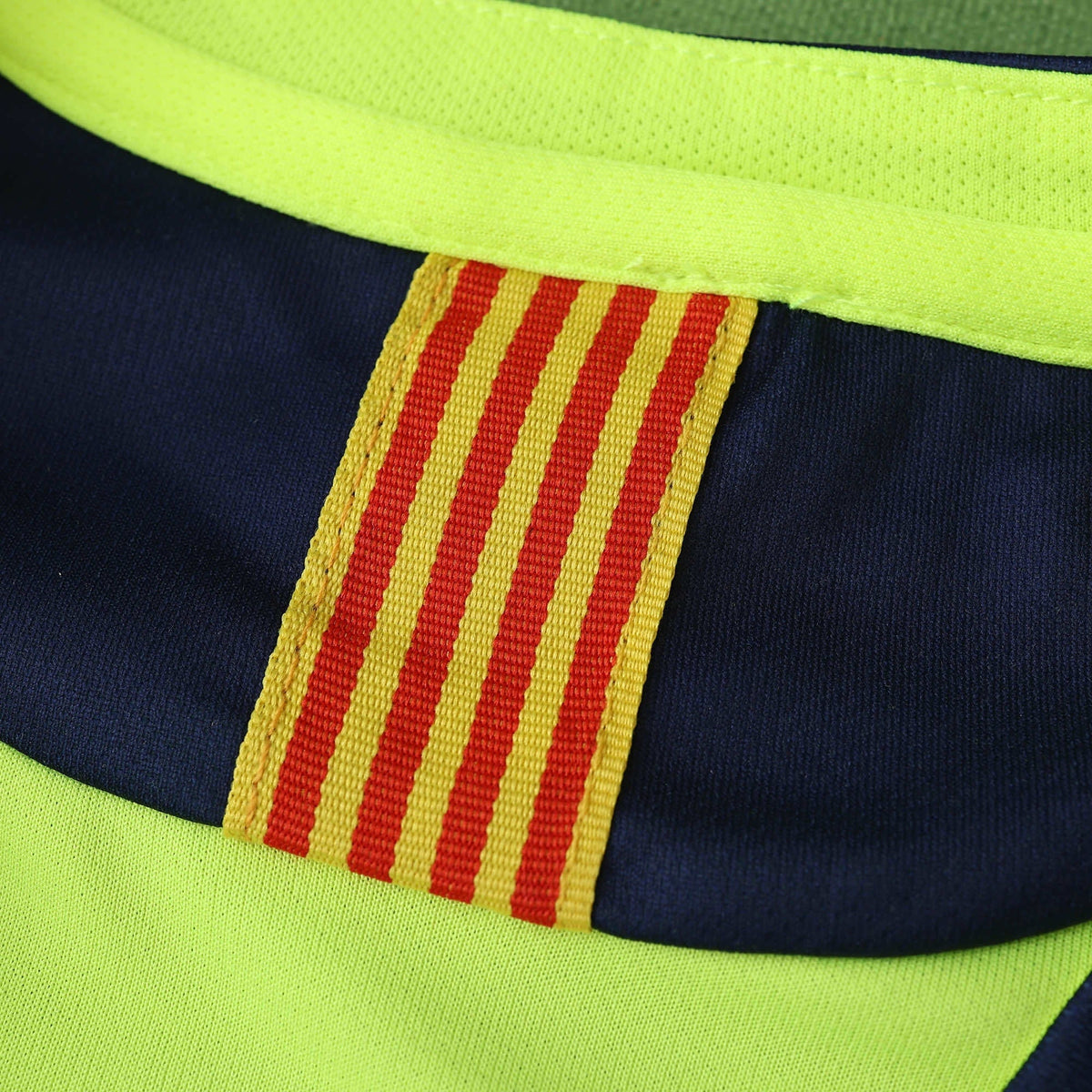 Barcelona - Retro Away 2005/06 Jersey