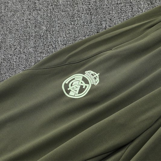 Real Madrid - Training 25/26 Tracksuit Kit