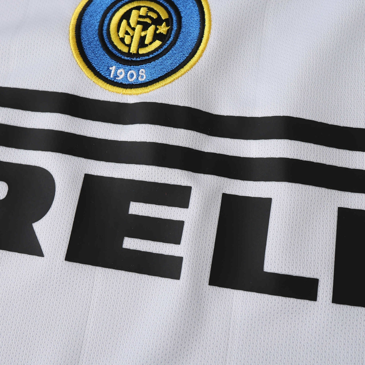 Inter Milan - Retro Away 2004/05 Jersey