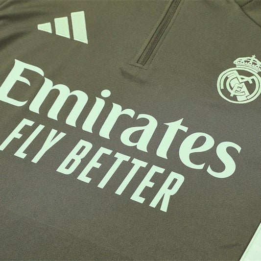 Real Madrid - Training 25/26 Tracksuit Kit