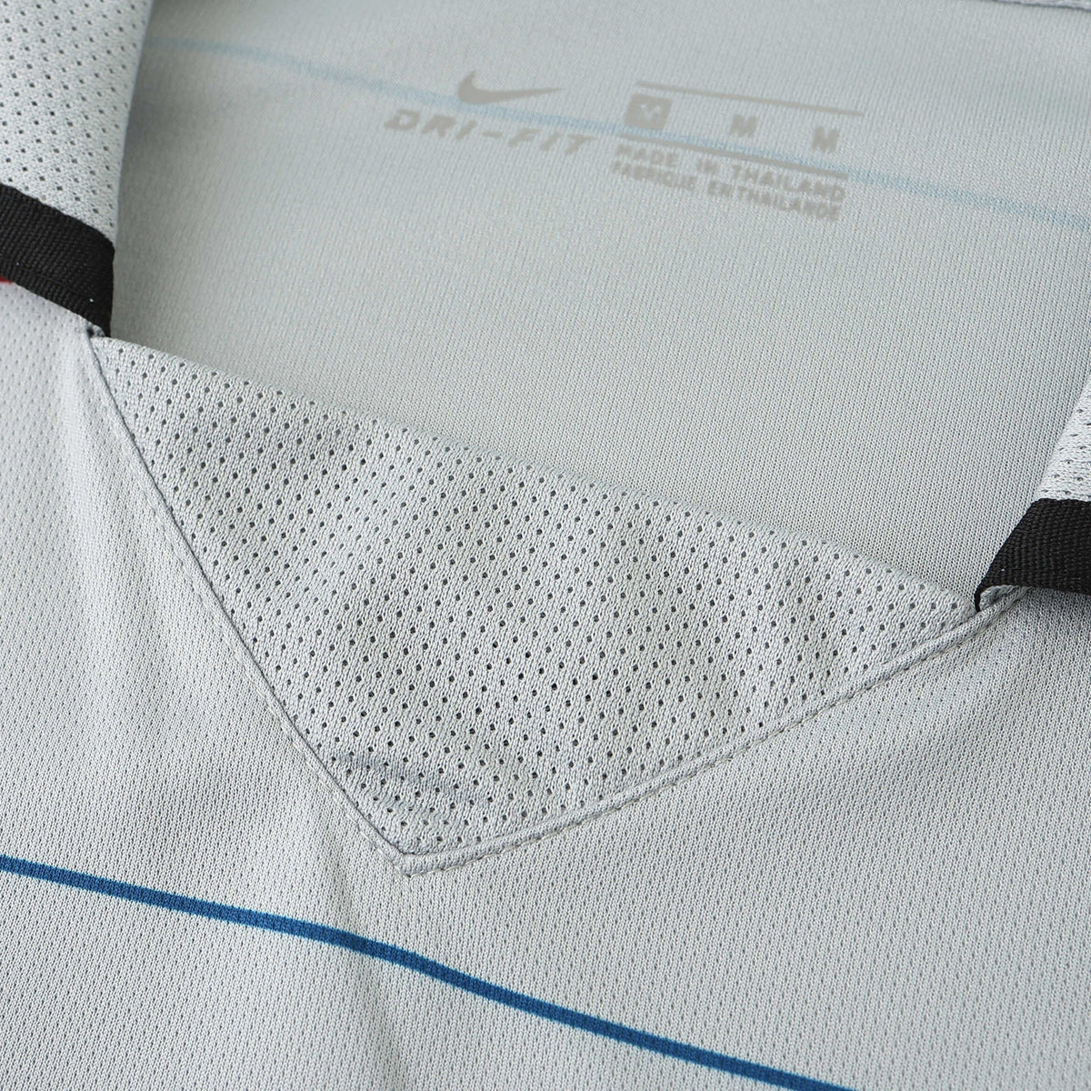 Barcelona - Retro Away 2003/04 Long Sleeve Jersey