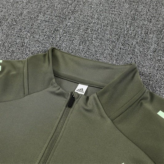 Real Madrid - Training 25/26 Tracksuit Kit