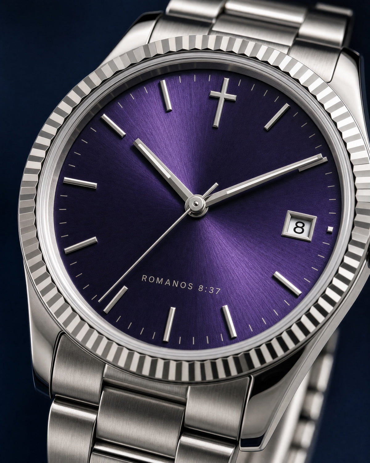 Vencedor dial close-up with Romanos 8:37