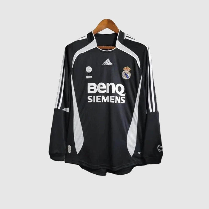 Real Madrid - Two Guest 2006/07 Retro Long Sleeve Jersey