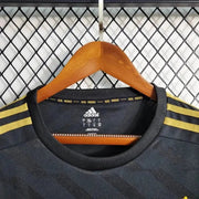 Real Madrid - Retro Away 2011/12 Long Sleeve Jersey