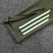 Real Madrid - Training 25/26 Tracksuit Kit