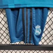 Real Madrid - Retro Away 17/18 Jersey