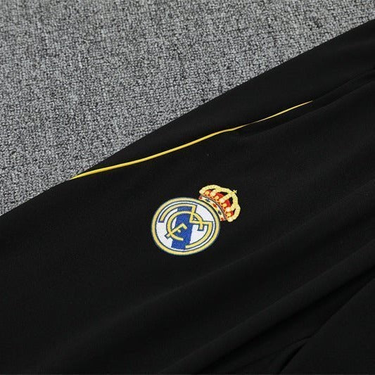 Real Madrid - Home 25/26 Tracksuit Kit